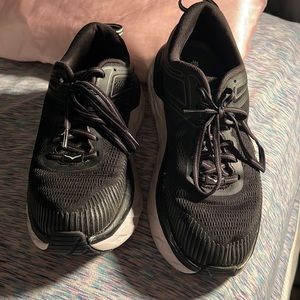 Hoka Tennis Shoes.Only worn maybe 10x. Decided they’re not meant for my feet